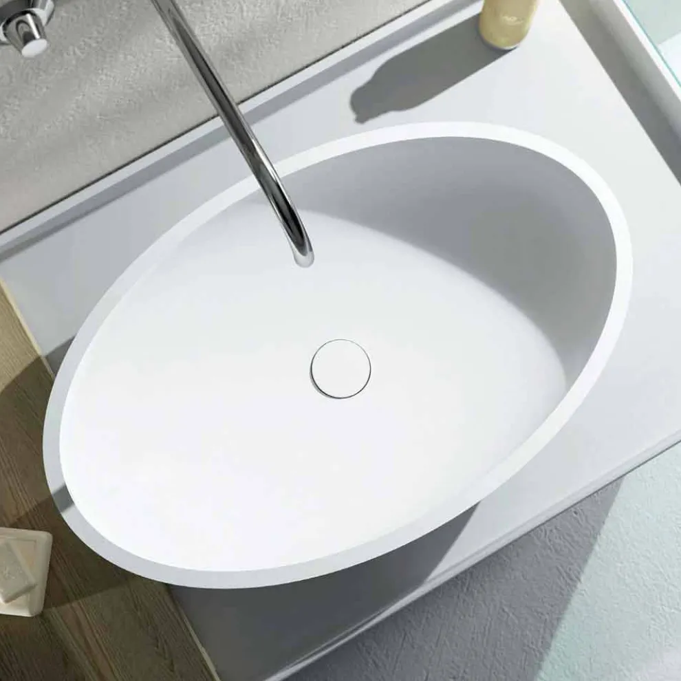 Aufsatzwaschbecken in einer Olavenform in Italien hergestellt, Frascati