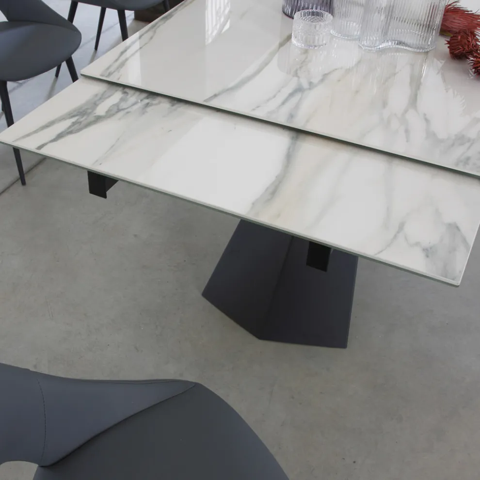 Ausziehbarer Esstisch bis 270 cm mit Keramikglasplatte - Trasimeno