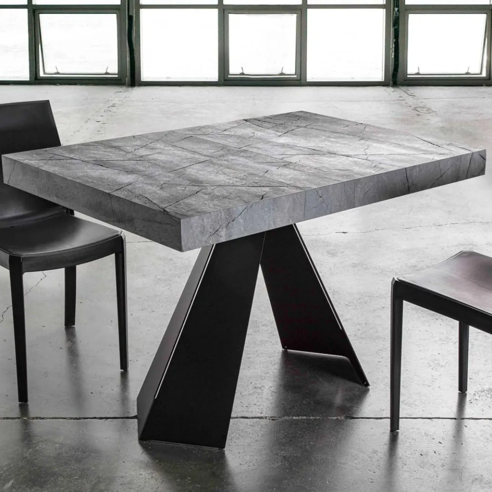 Ausziehbarer Esstisch Bis zu 220 cm mit Melaminholzplatte - Amiro