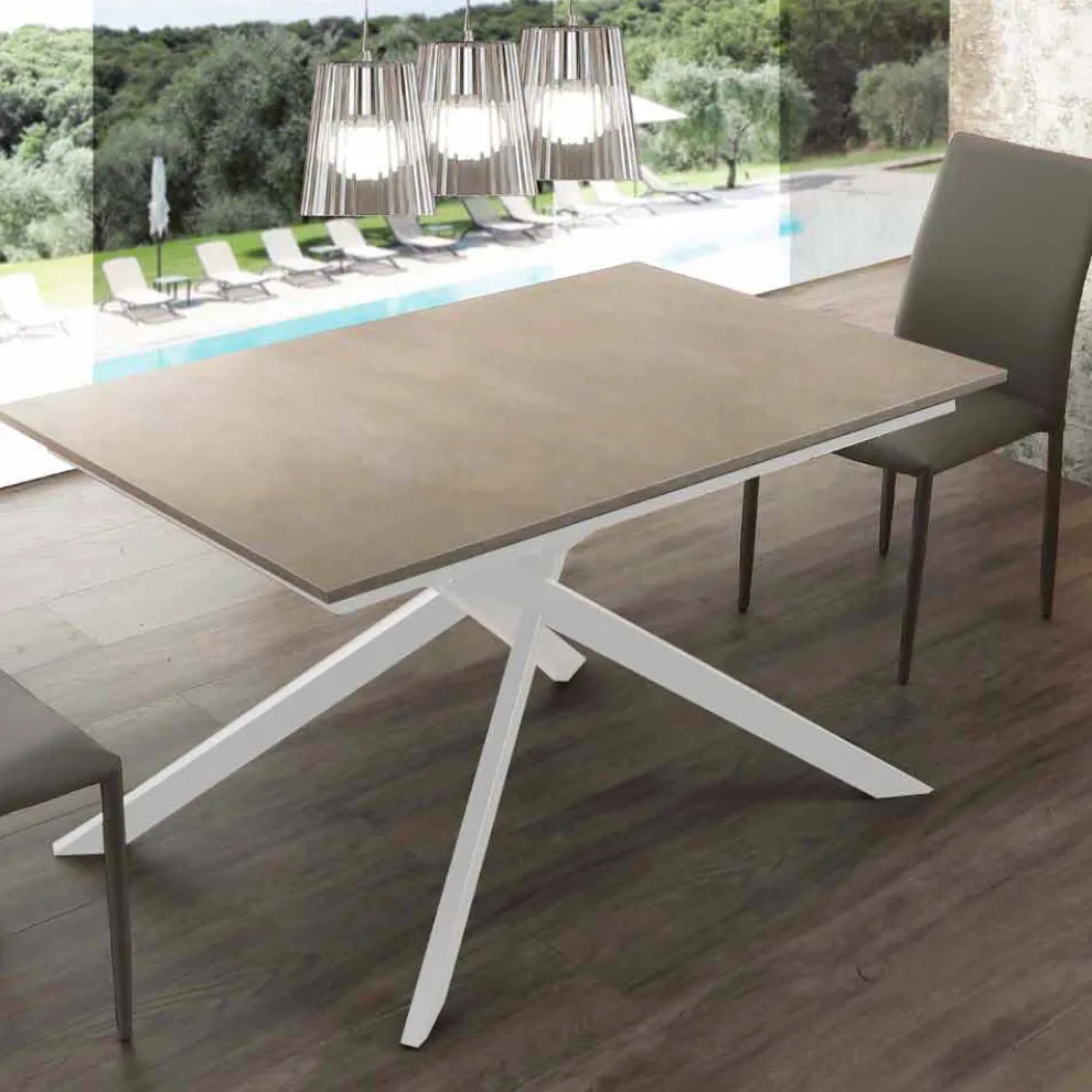 Ausziehbarer Esstisch bis 190 cm aus Holz mit einer Kreuzstruktur Lecce