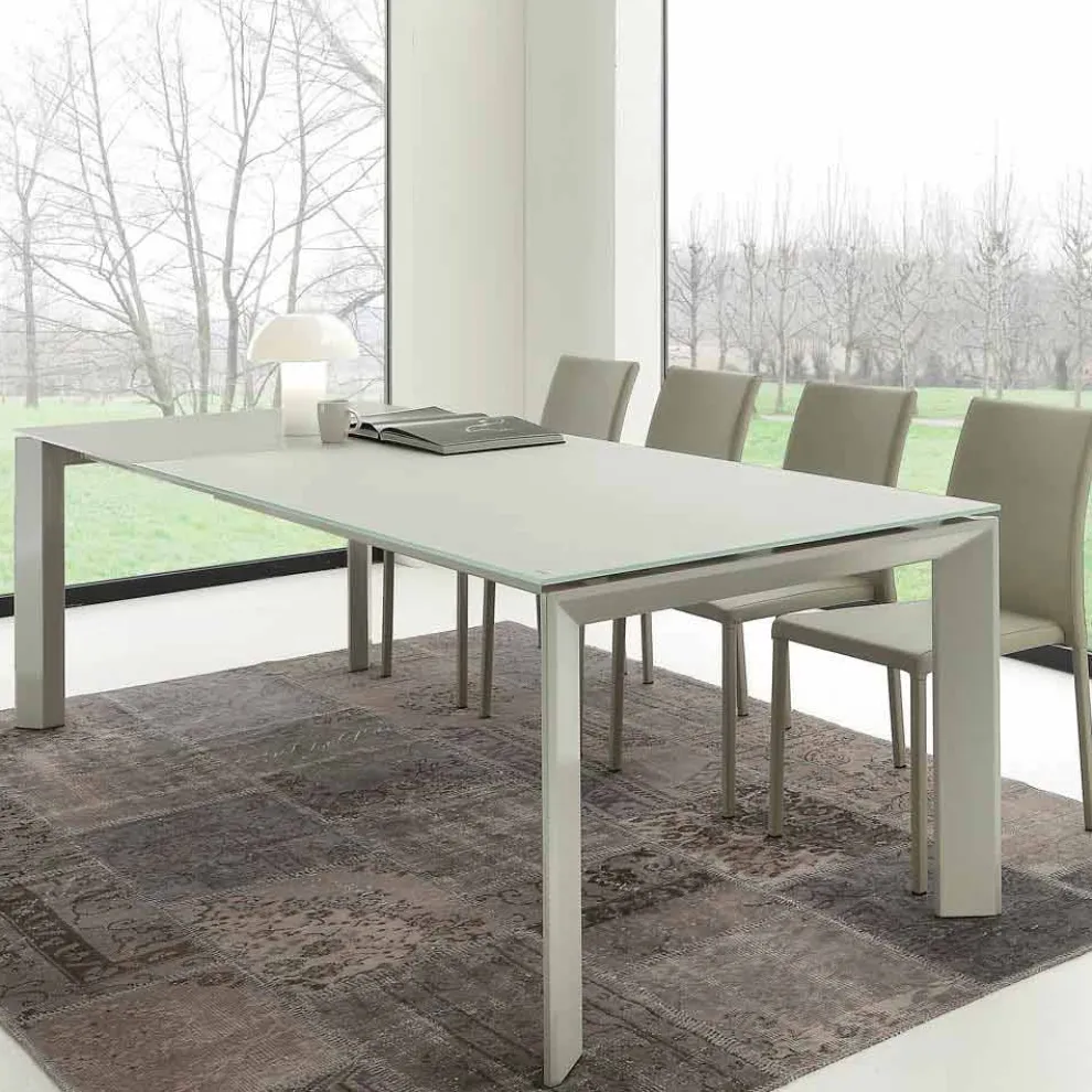 Ausziehbarer Esstisch mit gehärteter Glastischplatte - Faleria