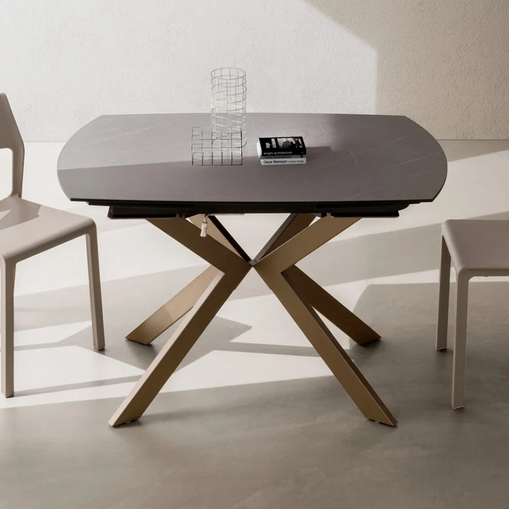 Ausziehbarer Fasstisch aus geschichtetem HPL mit verschiedenen Oberflächen - Incontro