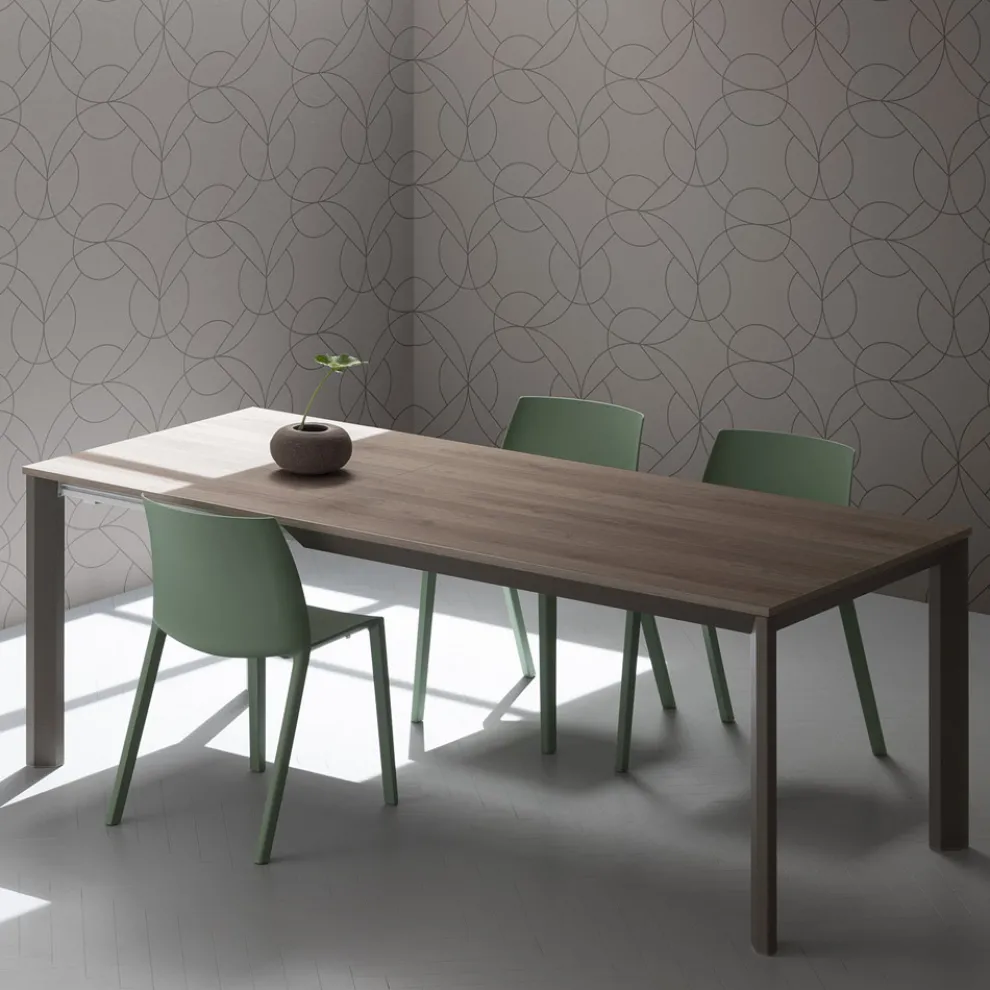 Ausziehbarer Tisch bis 240 cm Platte aus farbigem HPL Made in Italy - Filiberto