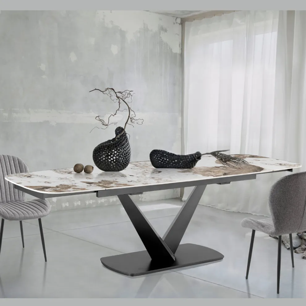 Ausziehbarer Tisch aus Metall und Keramikplatte in Onyxmarmor-Finish - Marche
