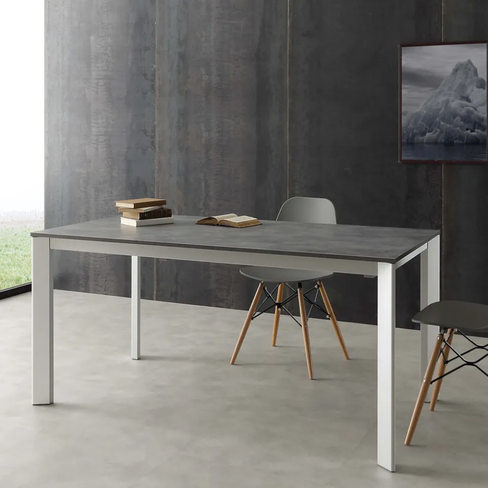 Ausziehbarer Tisch bis zu 3 Meter aus Aluminium und Urbino-Melamin