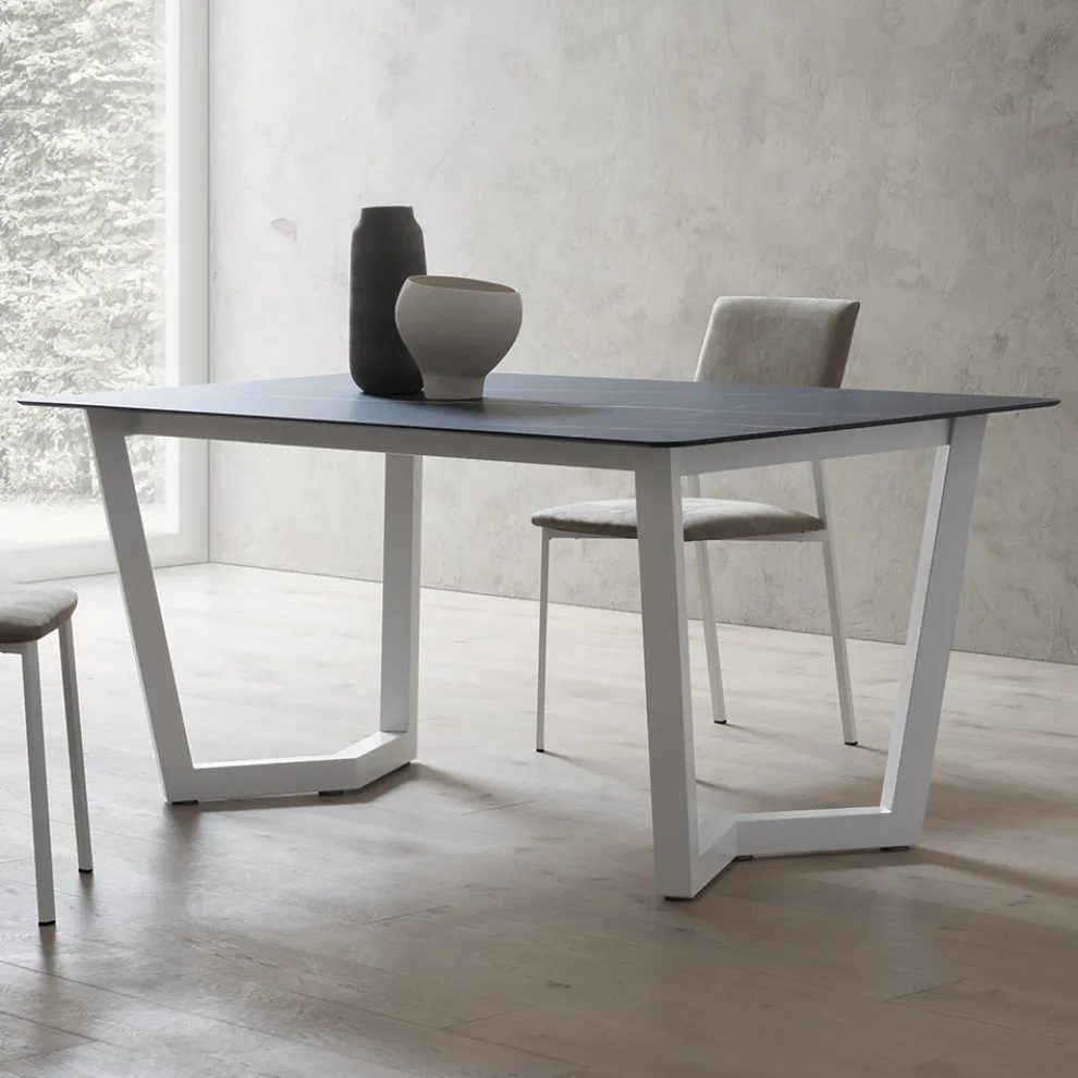 Ausziehbarer Tisch bis zu 300 cm Platte aus laminiertem HPL Made in Italy - Bastiano