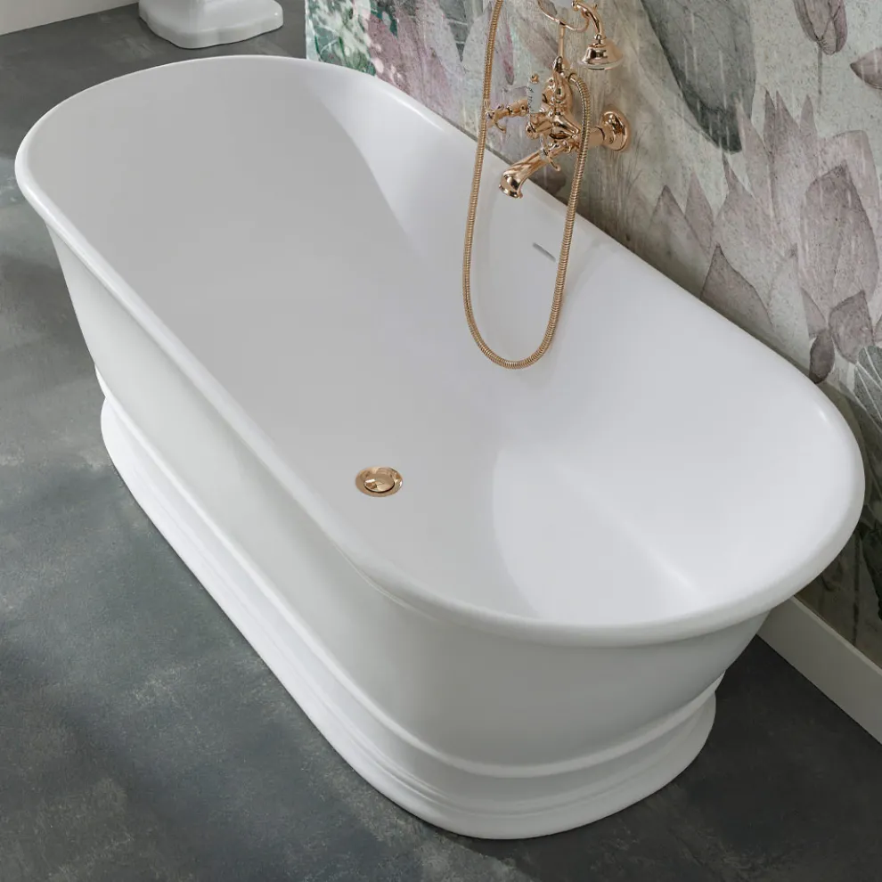 Badewanne mit fester Oberfläche und integriertem Überlauf, hergestellt in Italien – Aurelio