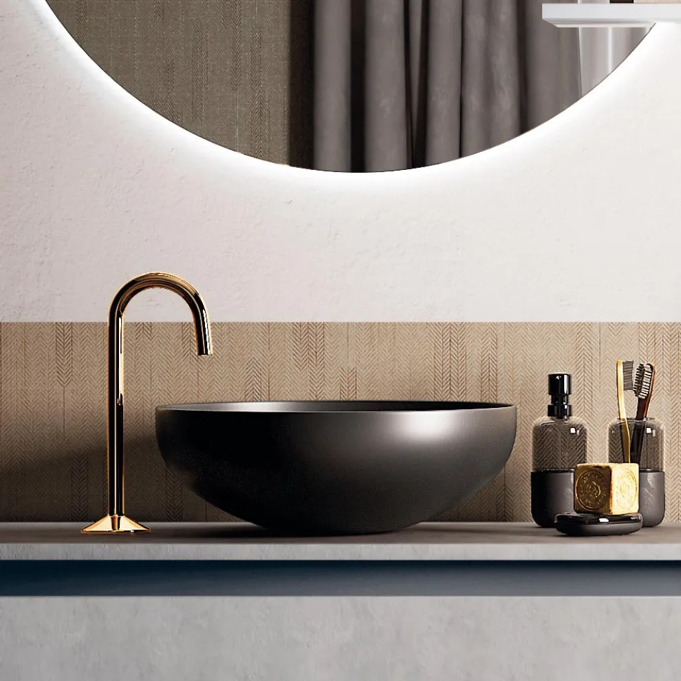 Badezimmerkomposition mit Waschbecken, Hängesockel und Spiegel Made in Italy – Dream