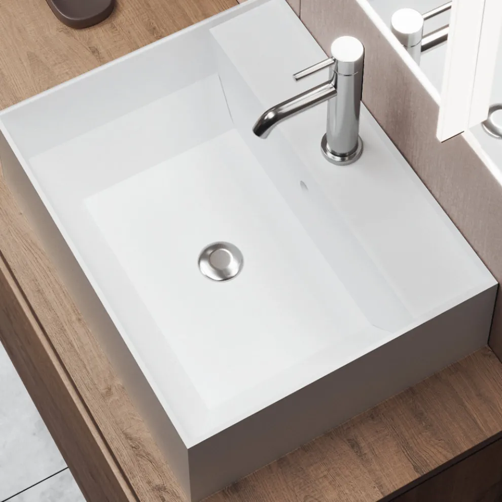 Badezimmerkomposition mit Spiegel mit integrierter Lampe, Waschbecken und Sockel – Dream