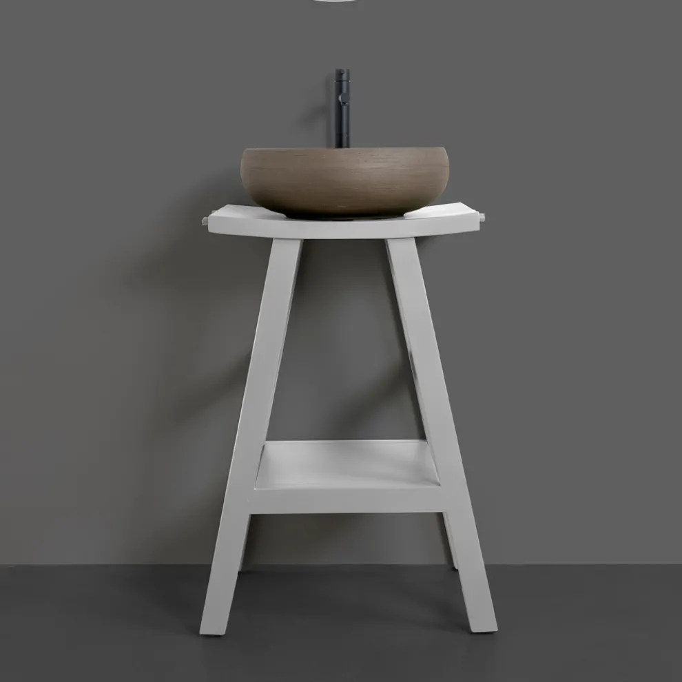 Badezimmermöbel aus grauem Teakholz mit seitlichen Haken und Ablage - Raomi