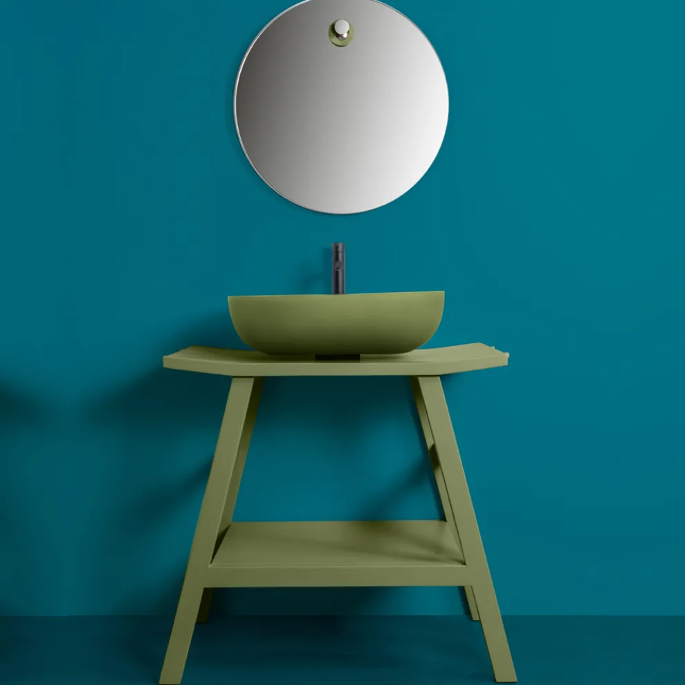 Badezimmermöbel-Komposition mit Teakholzschrank und emailliertem Zubehör - Patryk