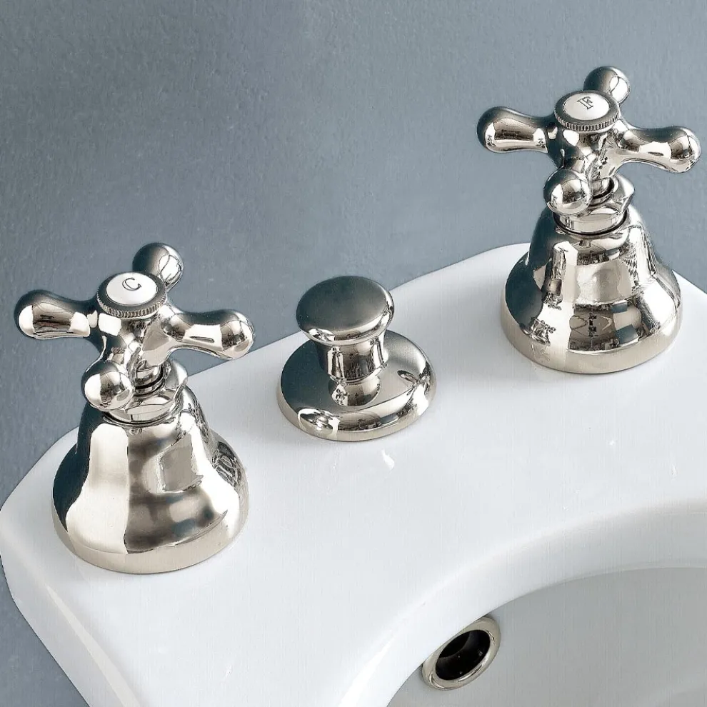 Batterie-Bidet 3-Loch-Abfluss Interne Lieferung Handgefertigtes Messing - Ercolina