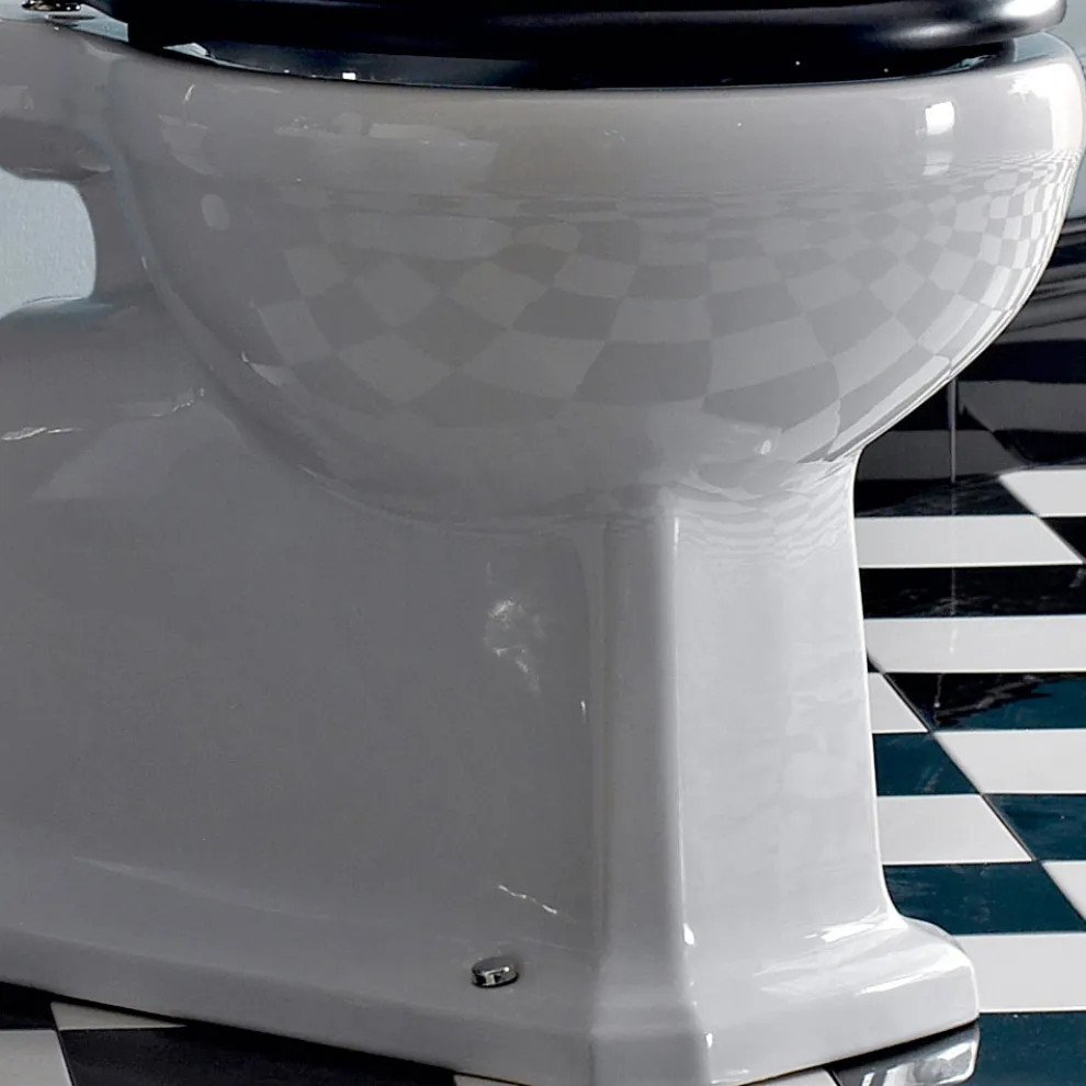 Boden-WC mit Keramikkassette und Made in Italy Black Seat - Marwa