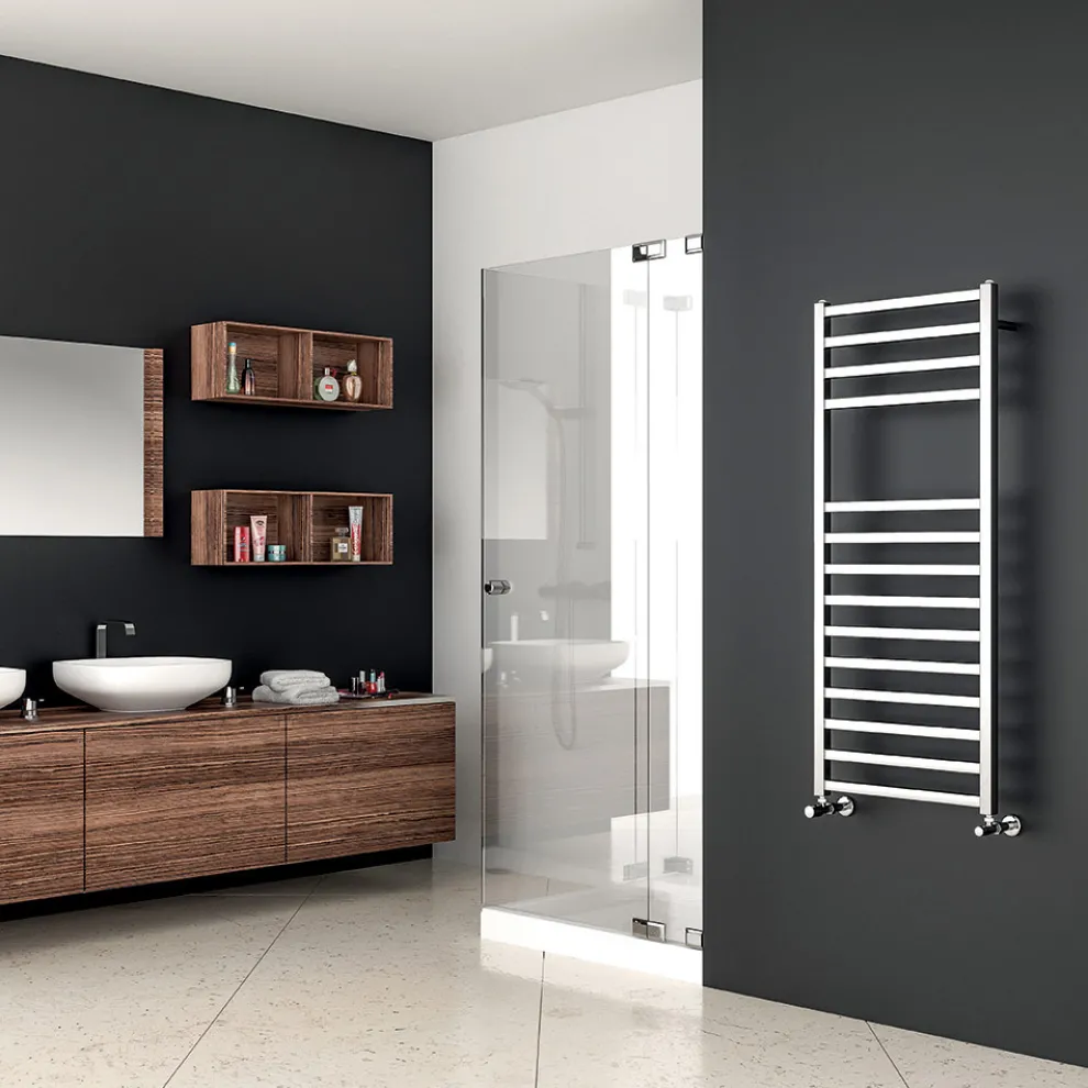 Chrom Handtuchwärmer bis 486 Watt Made in Italy - Padua