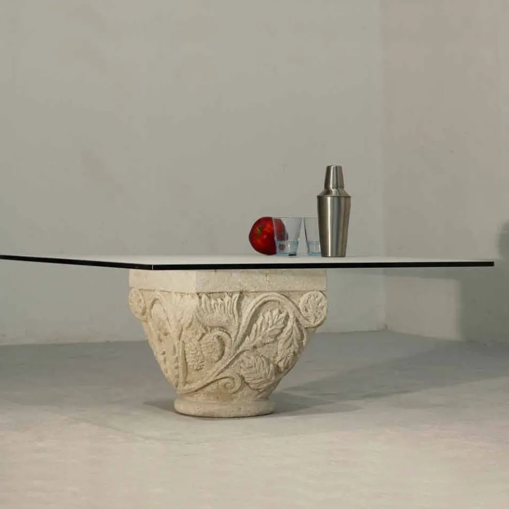 Couchtisch aus Stein und Kristall im klassischen Design Mytros