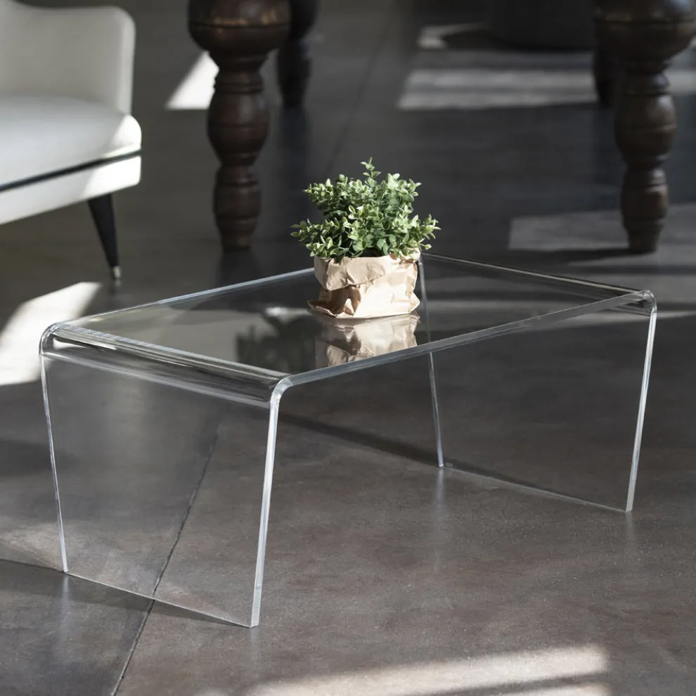 Couchtisch aus transparentem Acrylglas von Hand gefaltet - Crosto
