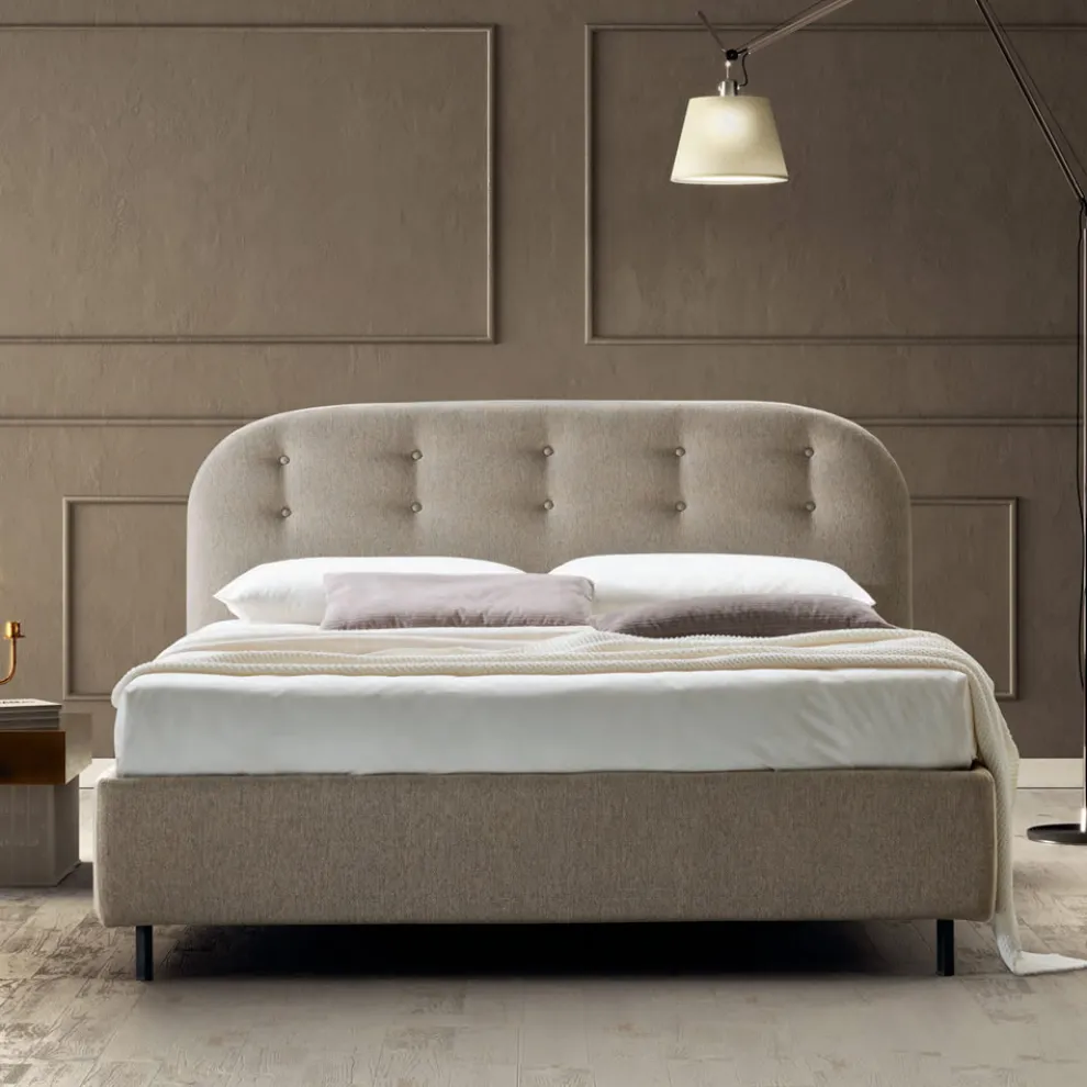 Doppelbett 160x190 mit geschwungenen Linien und Knöpfen Made in Italy - Oriente
