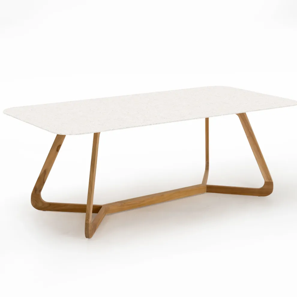 Gartentisch mit Holzsockel und weißer Terrazzo-Keramikplatte - Infinity