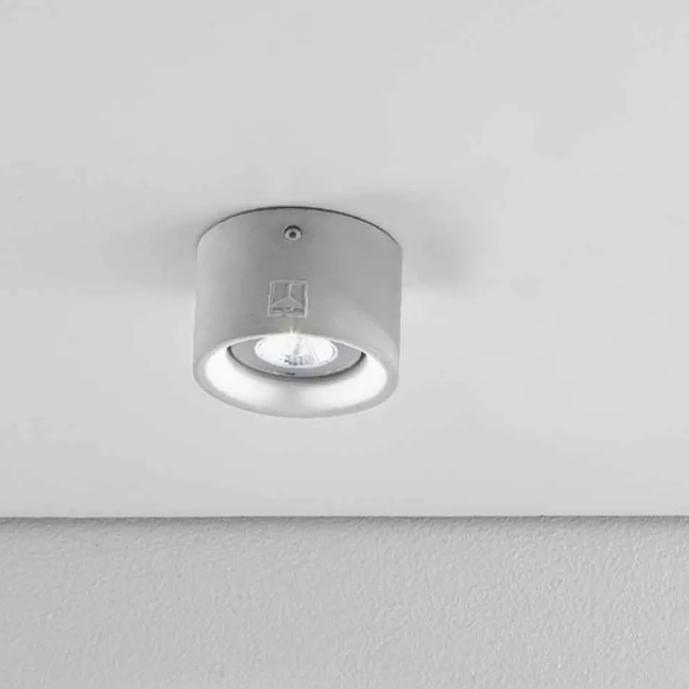 Deckenlampe rund aus Beton oder Gips Nadir 8 von Aldo Bernardi