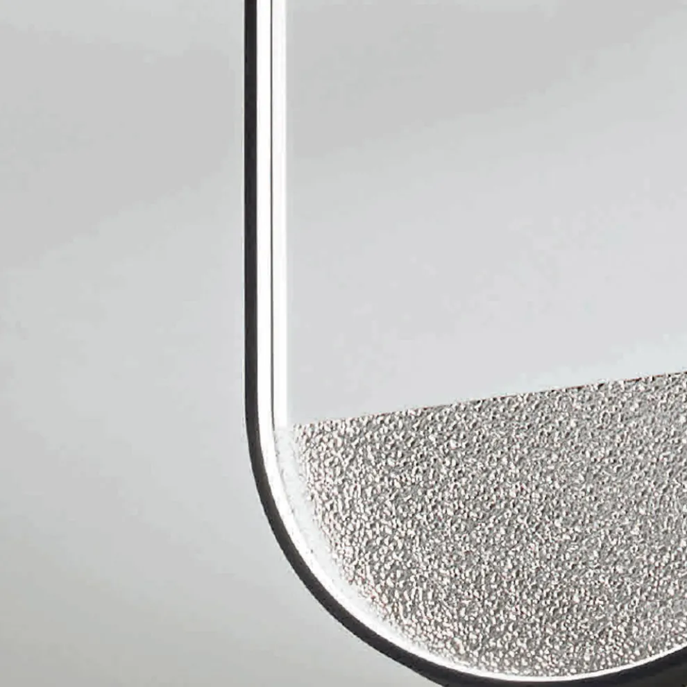 Deckenleuchte aus lackiertem Metall und abnehmbarem Einsatz aus Granulatglas – Catalpa