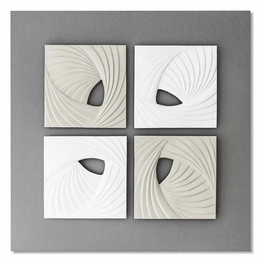 Dekorative Wandinstallation in modernem Design in Weiß und Grau - Bossy
