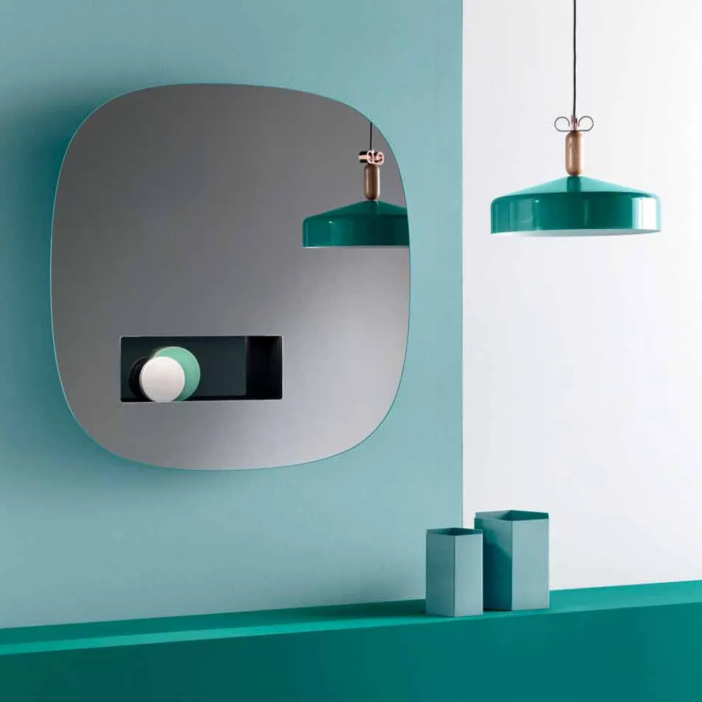 Dekorativer Wandspiegel in Rauchoptik mit schwarzem Designfach - Matrix