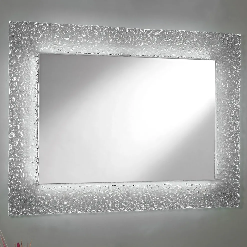 Dekorativer Wandspiegel mit Glasrahmen und luxuriösem LED-Licht - Attimo