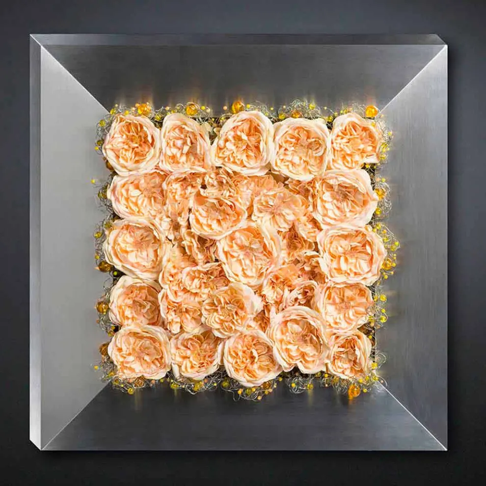 Dekoratives Wandpaneel aus Metall und künstlichen Rosen Made in Italy - Rosetta