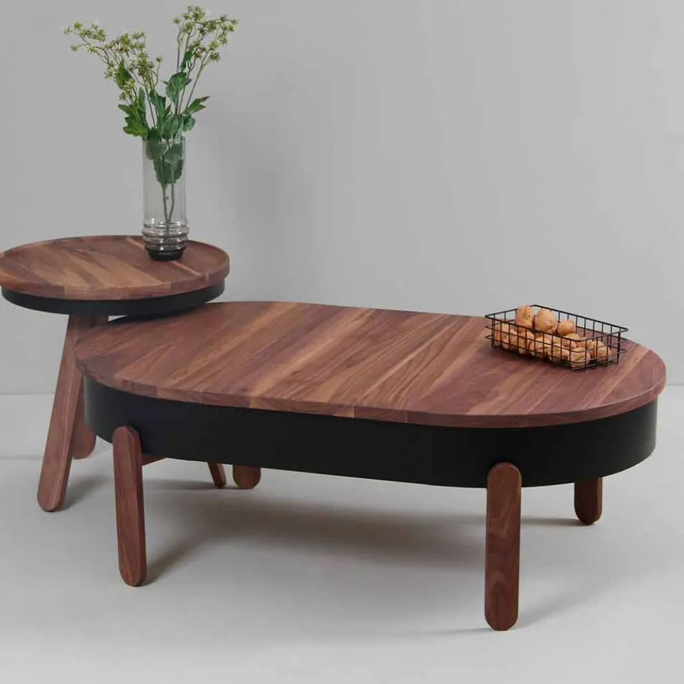 Design Couchtisch aus Massivholz und lackiertem Metall - Salerno