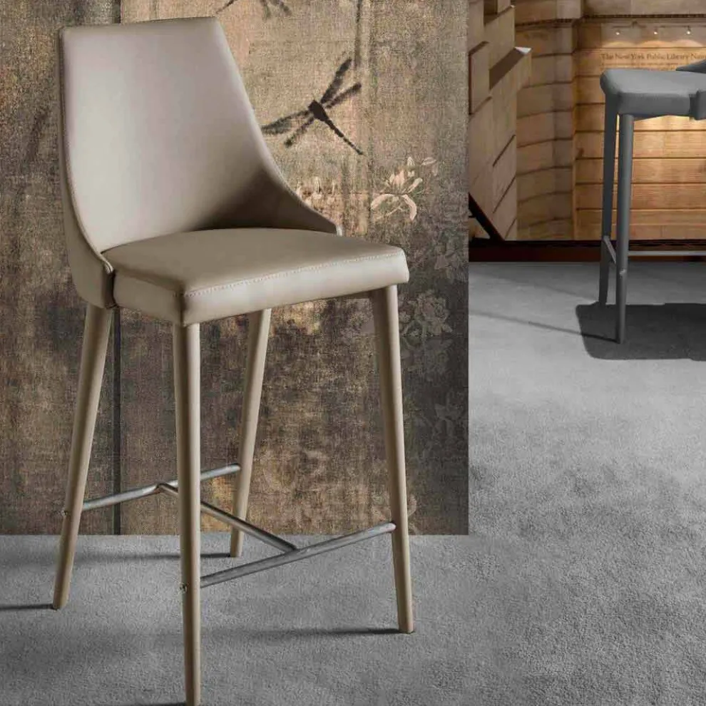 Design Hocker mit hoher Rückenlehne aus Kunstleder - Berenice