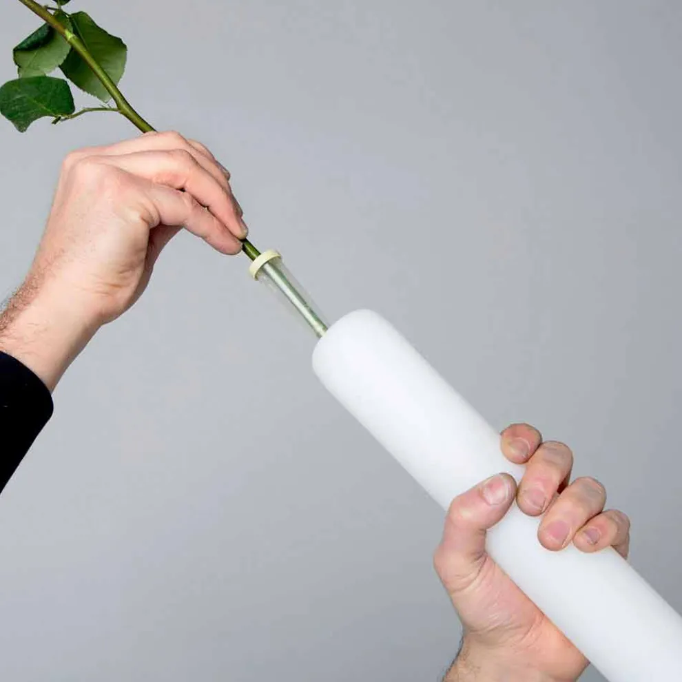 Design Kunststofflampe mit leuchtender Blumenvase - Ampulle von Myyour