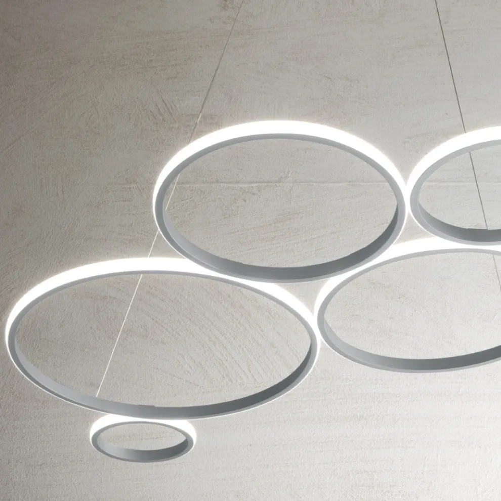 Design Pendelleuchte für Wohnzimmer in Silber oder Gold Metall - Olimpo