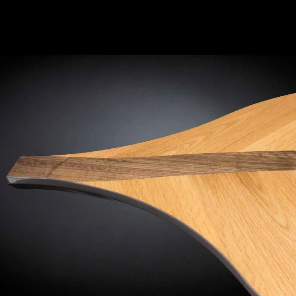 Design Tisch aus Furnierholz Eiche und Nuss Fenice