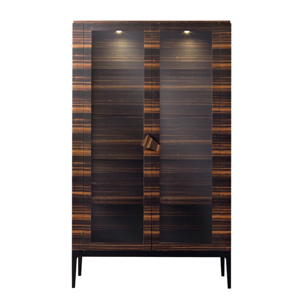 Design Vitrin aus Massivholz mit 2 Türen in Italien hergestellt