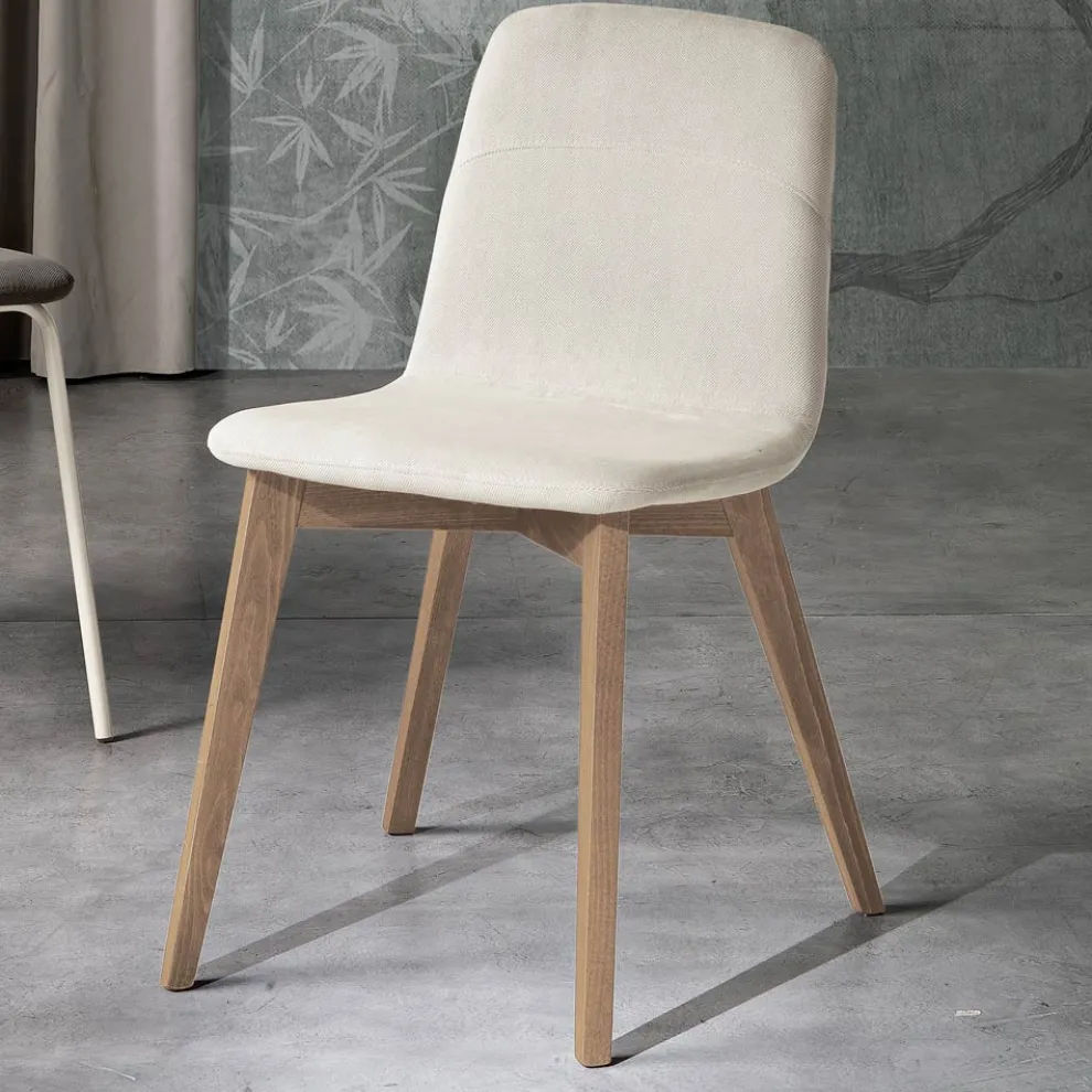 Design-Küchenstuhl aus Holz und Stoff, hergestellt in Italien, Egizia