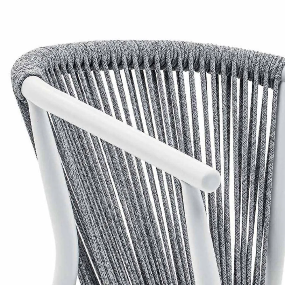 Stapelbarer Gartenstuhl mit gepolsterten Armlehnen H 73cm - Smart von Varaschin