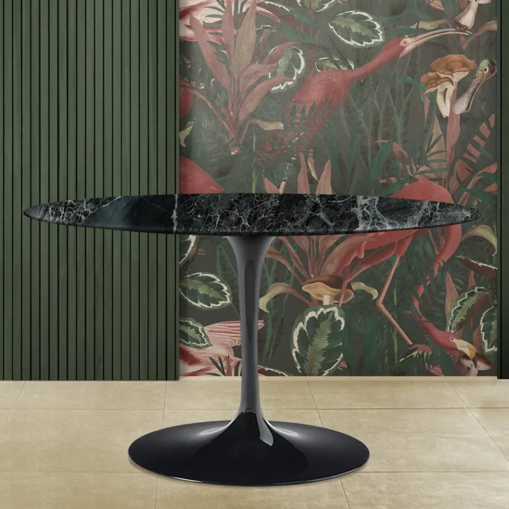 Eero Saarinen H 74 Ovaler Tulpentisch aus grünem Alpi-Marmor Made in Italy - Scharlachrot