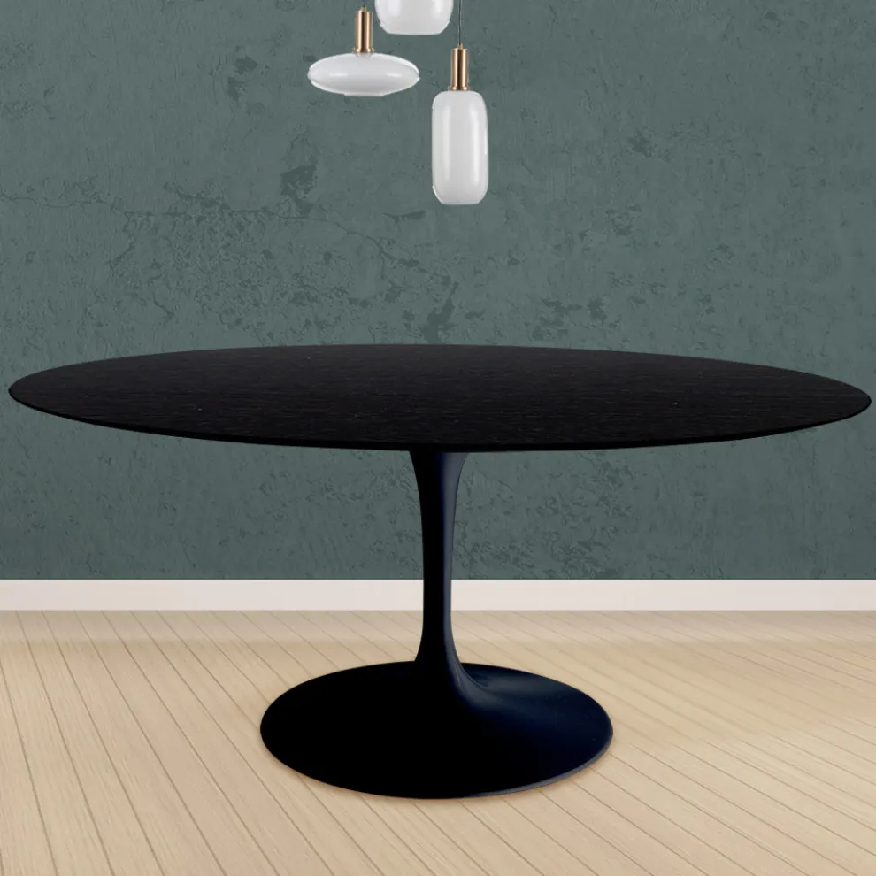 Eero Saarinen Tulip Tisch H 74 Rund aus schwarz gebeizter Eiche Made in Italy - Scharlachrot