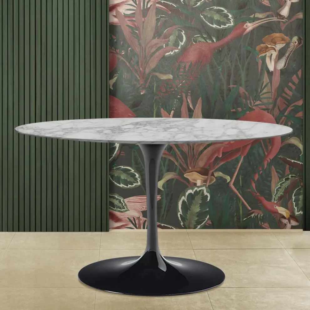 Eero Saarinen Tulpentisch H 74 mit ovaler Platte aus Arabescato-Marmor Made in Italy - Scharlachrot