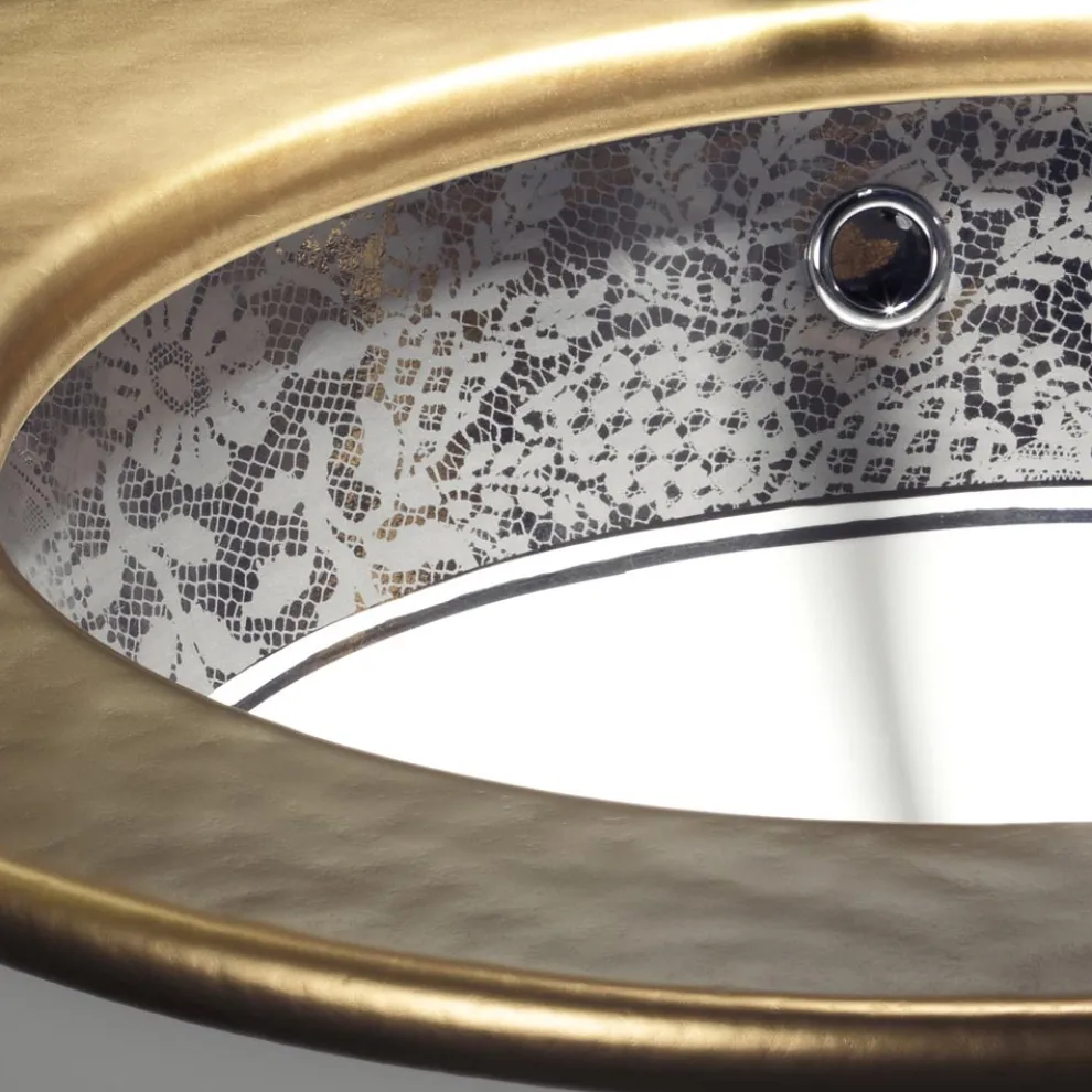 Einbauwaschbecken aus Schamott mit Platin-Spitzenband, hergestellt in Italien – Erioli