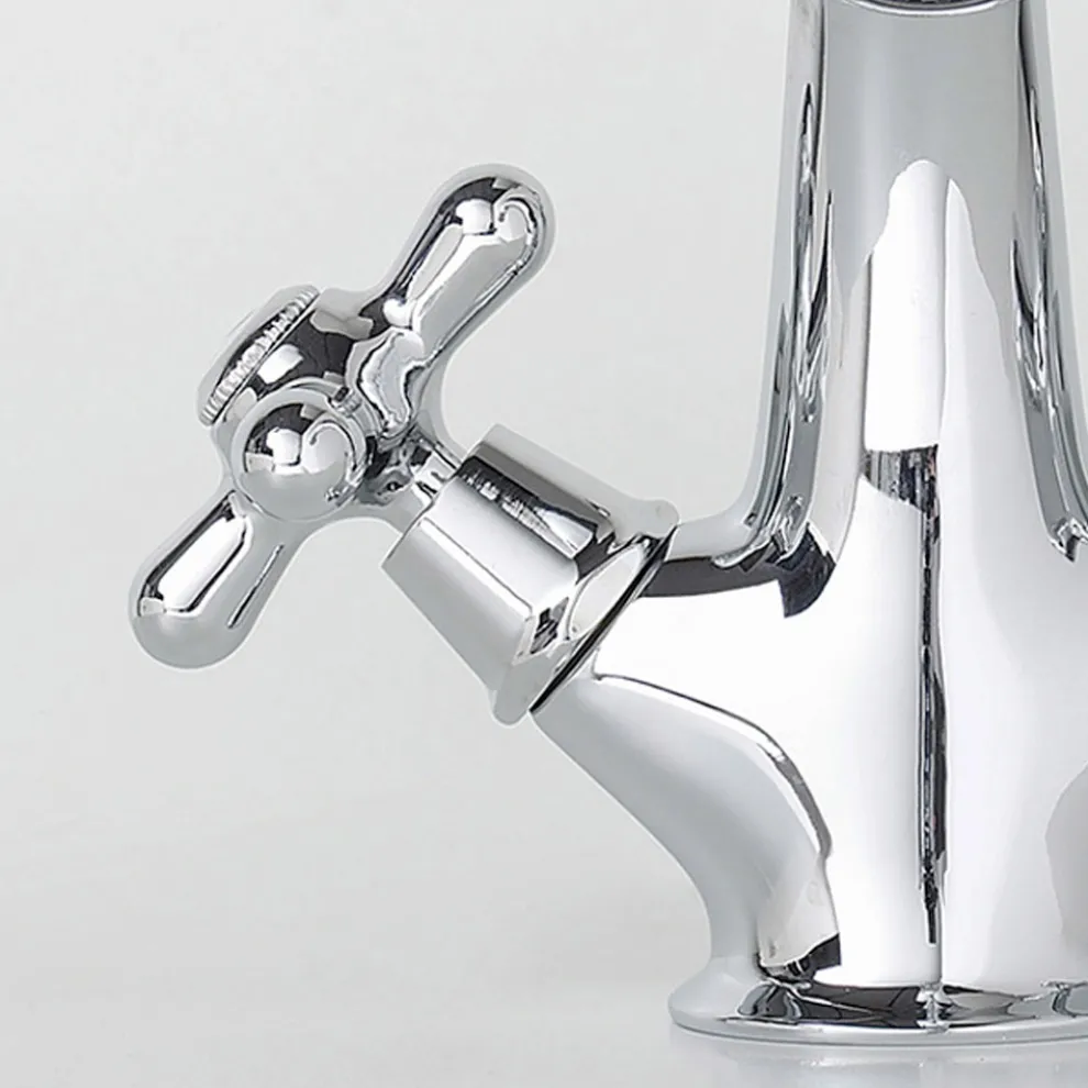 Einloch-Waschtischarmatur aus Messing mit Ablauf im klassischen Stil - Ercolina