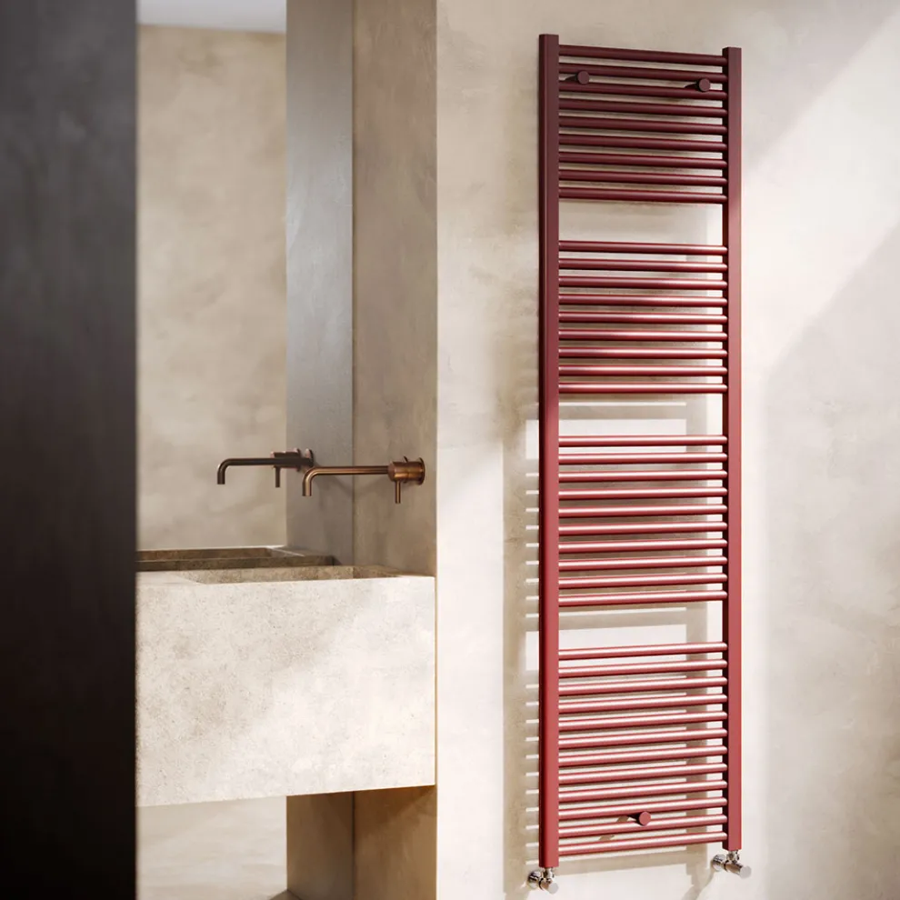 Einzelner hydraulischer Handtuchwärmer aus Kohlenstoffstahl Rost Made in Italy - Alan