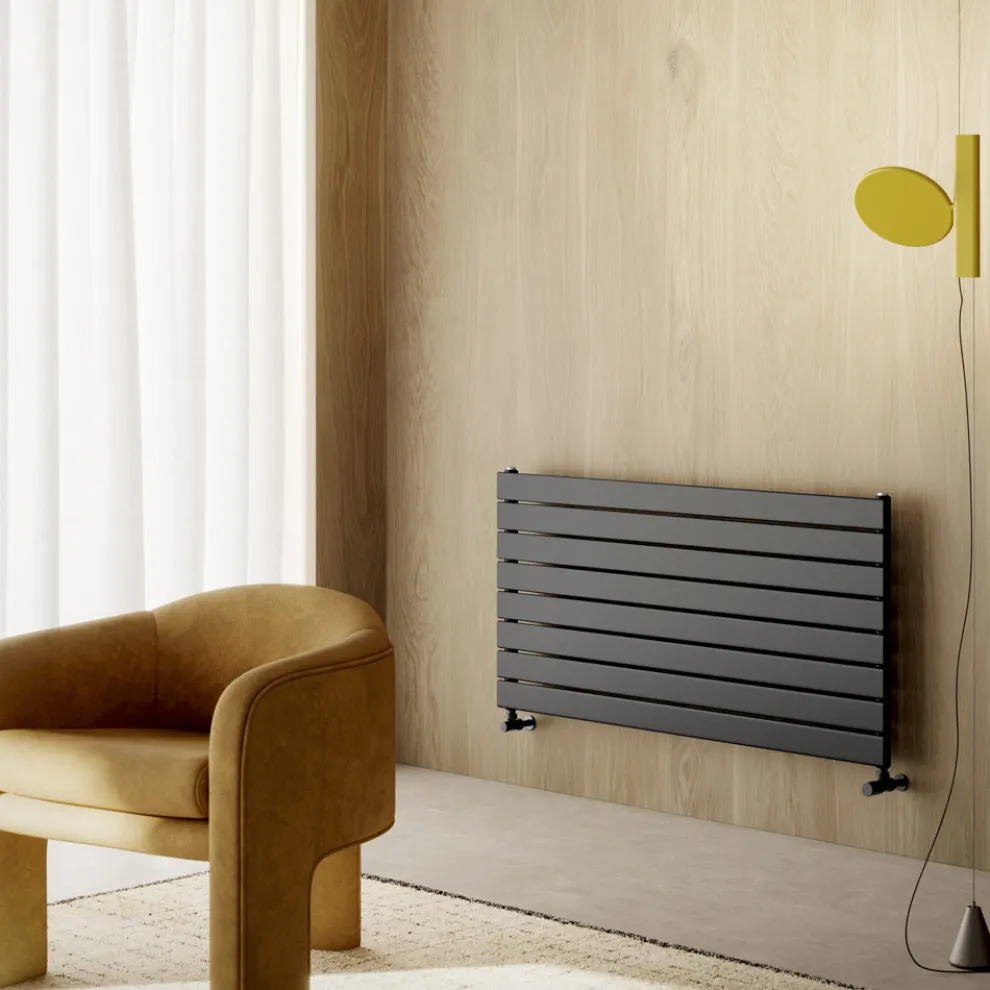 Einzelner hydraulischer Heizkörper aus schwarzem Kohlenstoffstahl Made in Italy - Ciro