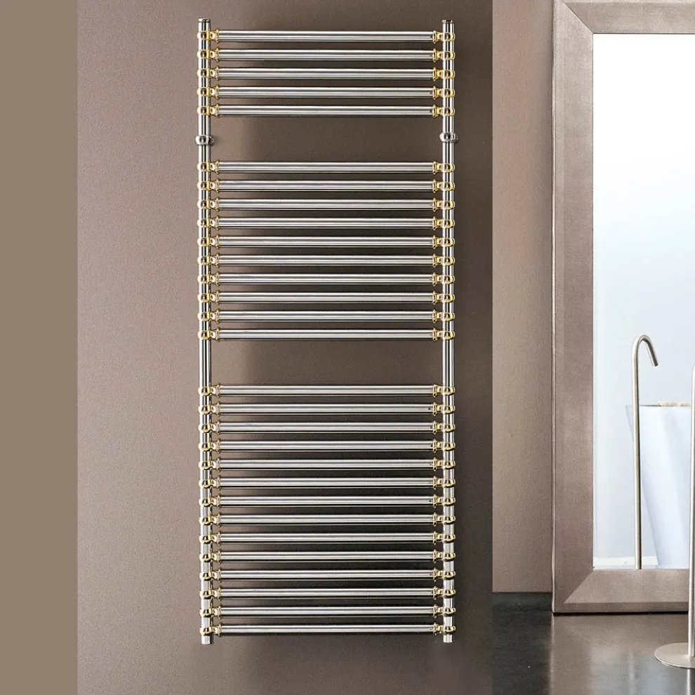 Elektrischer Handtuchwärmer aus Stahl, Chrom und Gold, Made in Italy - Laura