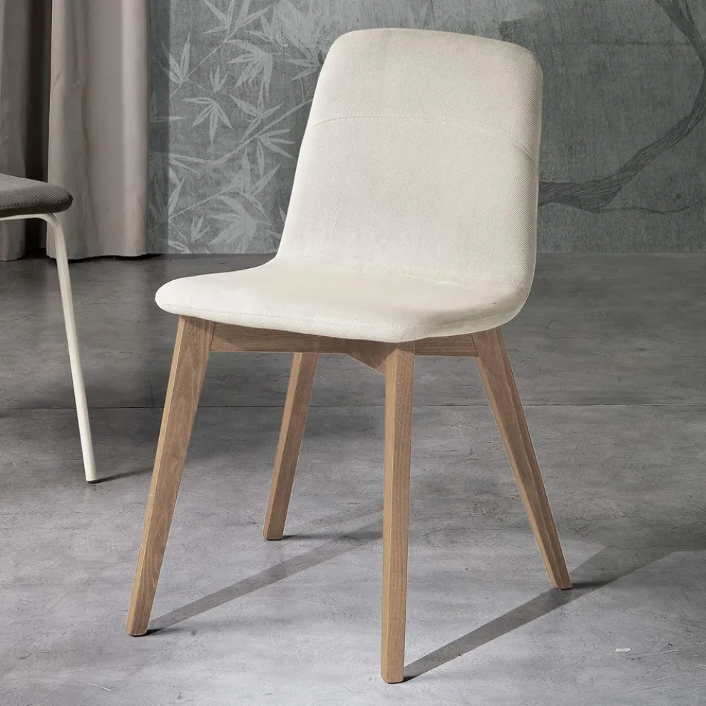 Esszimmerstuhl mit Stoffsitz und Eschenstruktur - Aisha