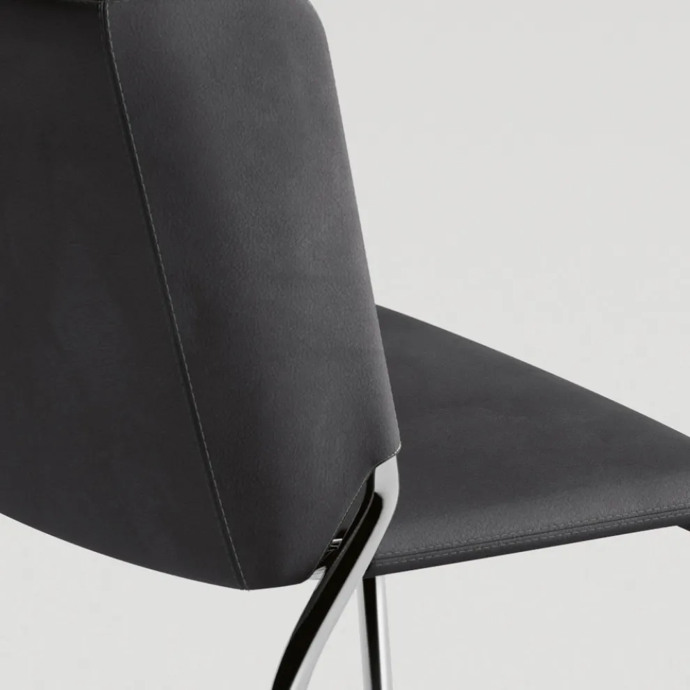 Esszimmerstuhl mit Ecolederbezug Made in Italy - Giulia