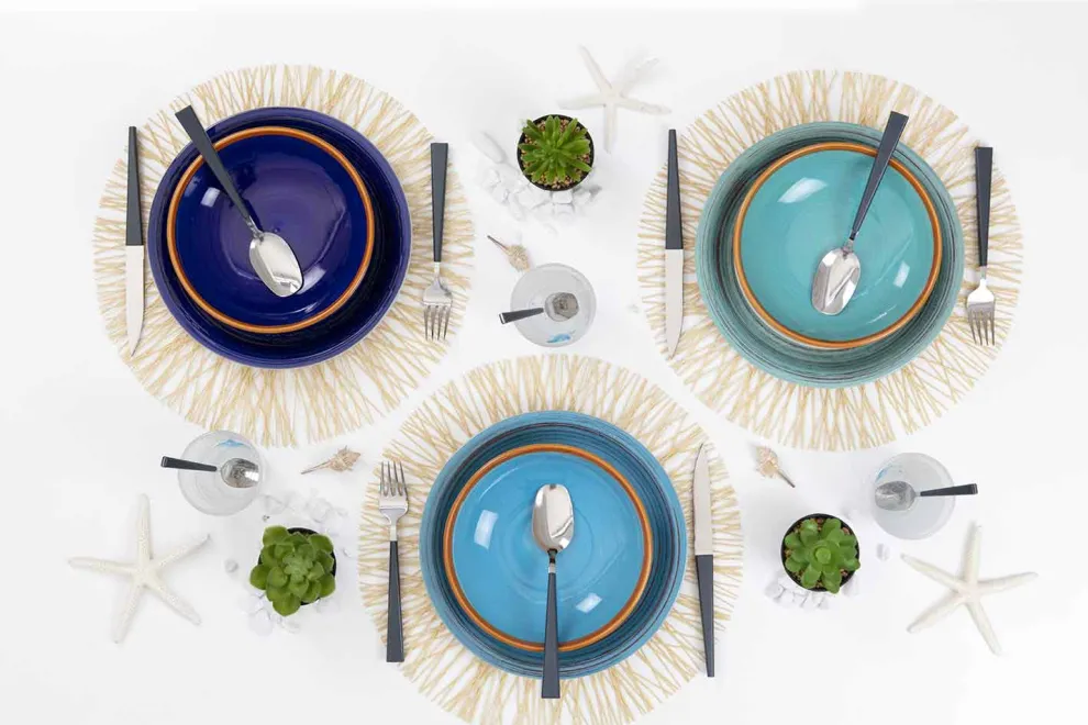 Farbige und moderne Teller 18 Stück in Steinzeug Kompletter Tischservice - Egadi