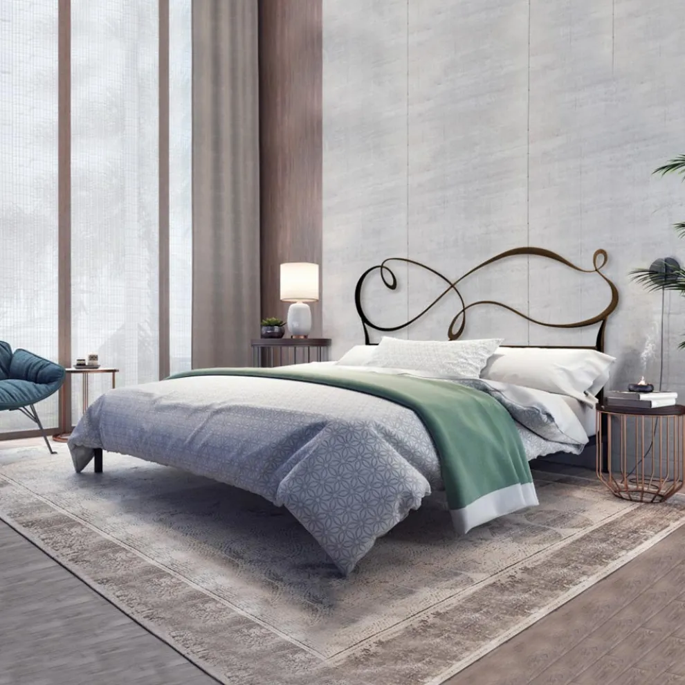 Doppelbett mit massivem Eisen- und Rohrbettrahmen Made in Italy – Design
