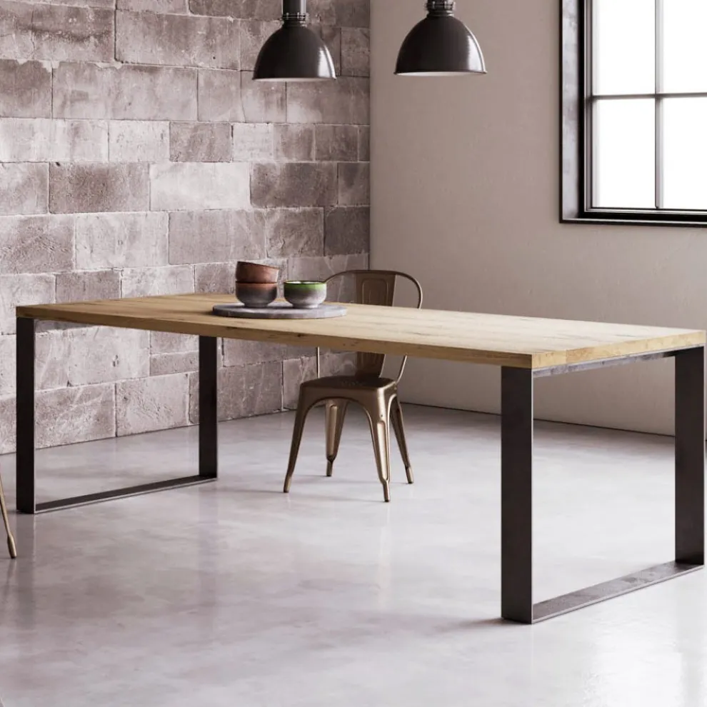 Fester Tisch aus natürlichem Spalteichenfurnier, hergestellt in Italien – Telmerini