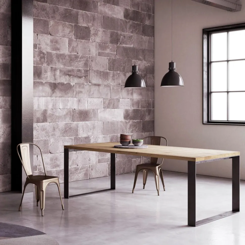 Fester Tisch aus natürlichem Spalteichenfurnier, hergestellt in Italien – Telmerini